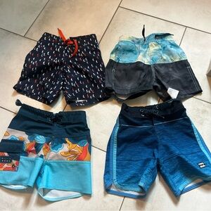 6 pairs of little boys swimtrunks!